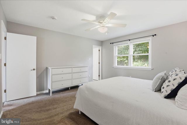 520 WALLINGFORD RD, Lancaster, PA 17601