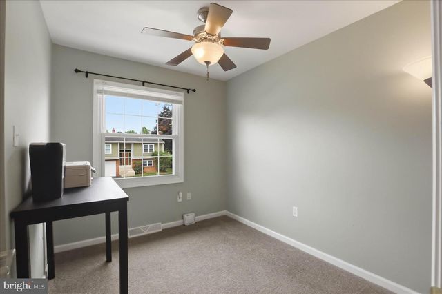 520 WALLINGFORD RD, Lancaster, PA 17601