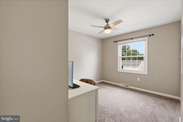 520 WALLINGFORD RD, Lancaster, PA 17601