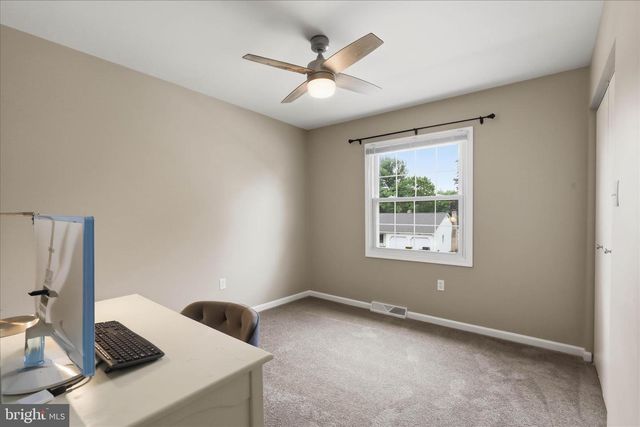 520 WALLINGFORD RD, Lancaster, PA 17601