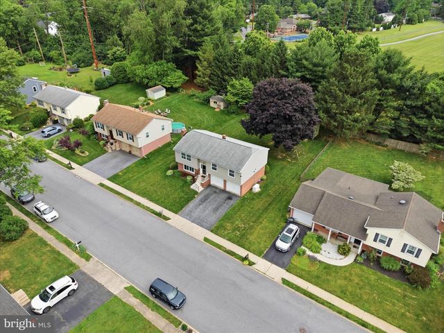 520 WALLINGFORD RD, Lancaster, PA 17601