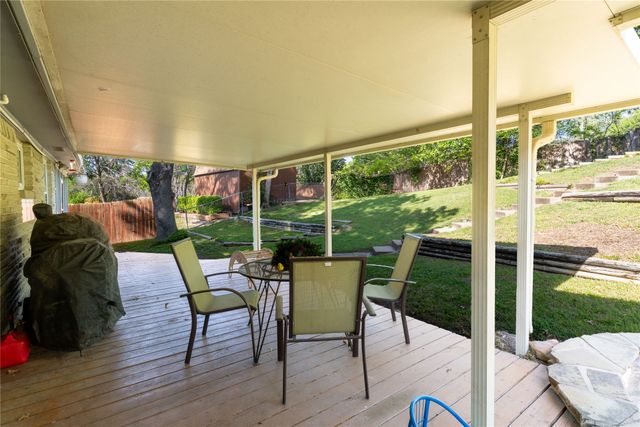 2422 Santa Cruz Drive, Dallas, TX 75227