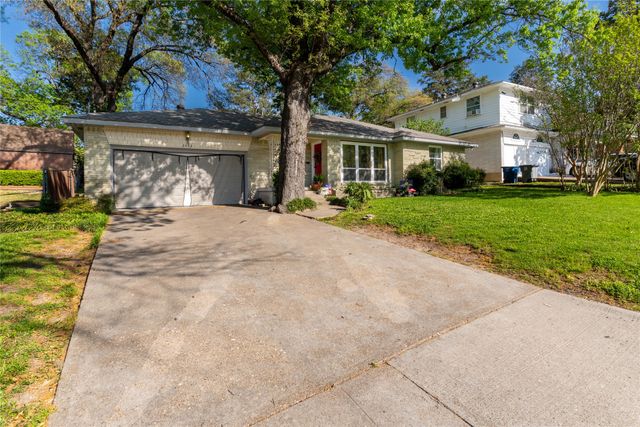 2422 Santa Cruz Drive, Dallas, TX 75227