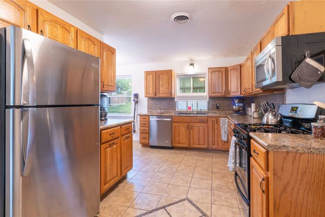 2422 Santa Cruz Drive, Dallas, TX 75227