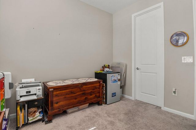 125 CRESTVIEW LANE, Dundee, FL 33838