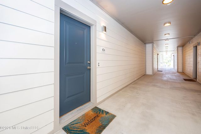 2501 Bienville Boulevard, 424, Ocean Springs, MS 39564