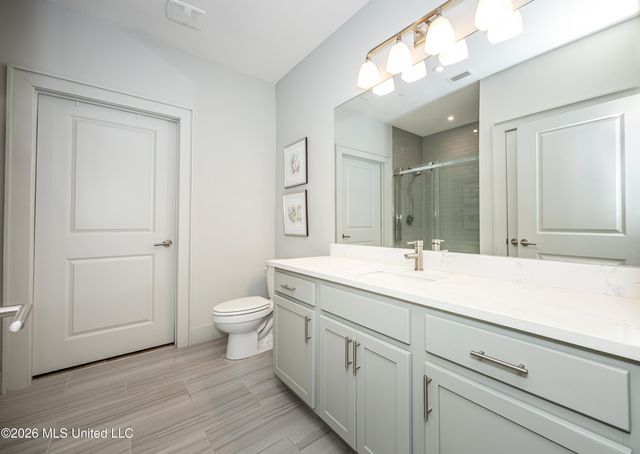 2501 Bienville Boulevard, 424, Ocean Springs, MS 39564