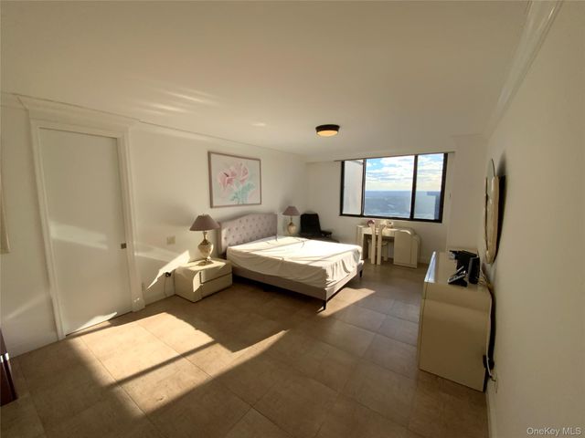 27010 Grand Central Parkway 32O, Floral Park, NY 11005