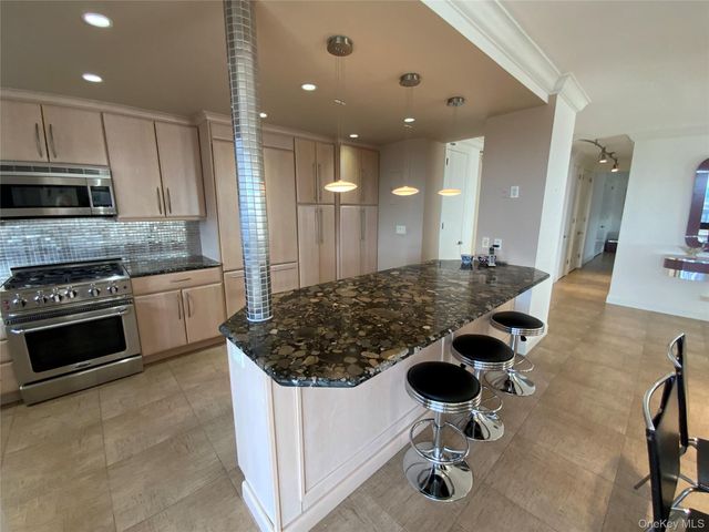 27010 Grand Central Parkway 32O, Floral Park, NY 11005