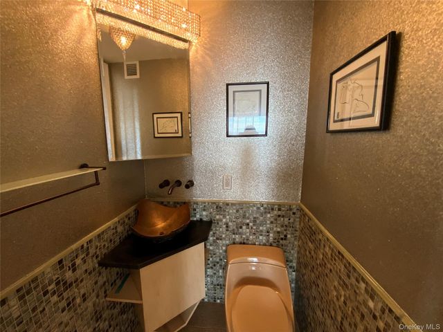 27010 Grand Central Parkway 32O, Floral Park, NY 11005