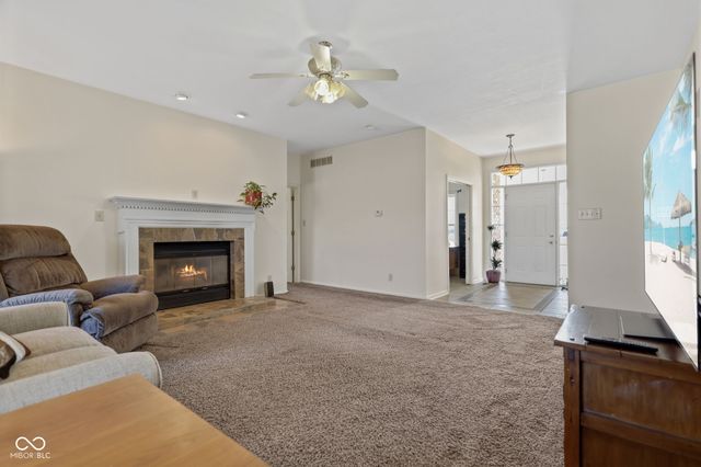 1594 W 400 N, Franklin, IN 46131