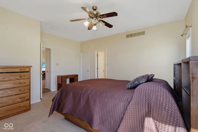 1594 W 400 N, Franklin, IN 46131