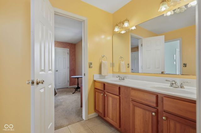 1594 W 400 N, Franklin, IN 46131