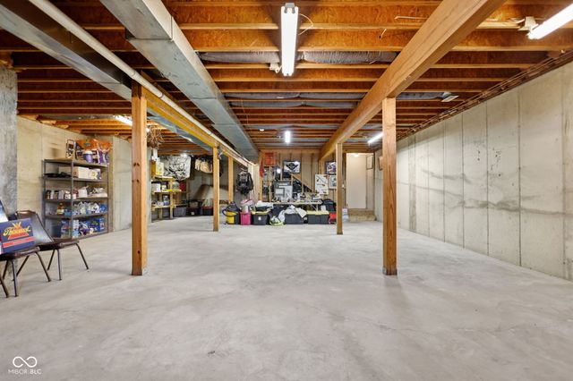 1594 W 400 N, Franklin, IN 46131