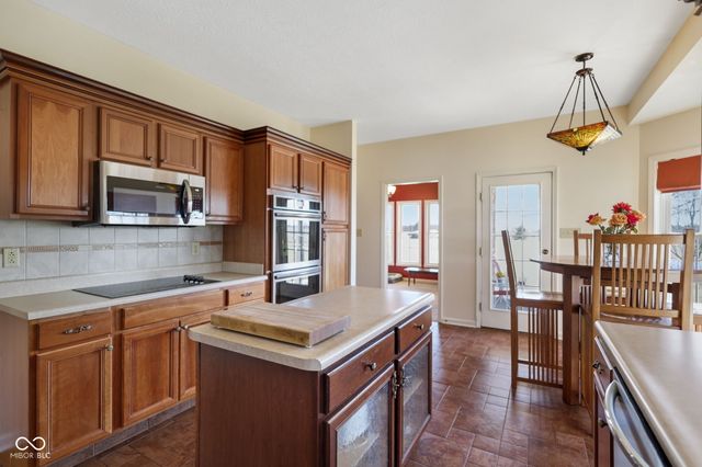 1594 W 400 N, Franklin, IN 46131