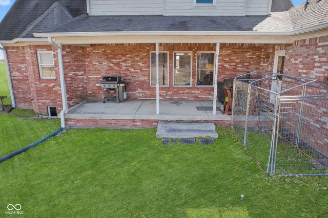 1594 W 400 N, Franklin, IN 46131