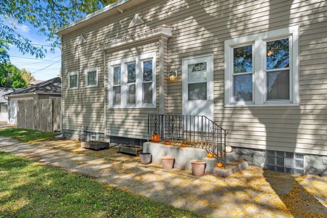 1579 S 56th STREET, West Allis, WI 53214