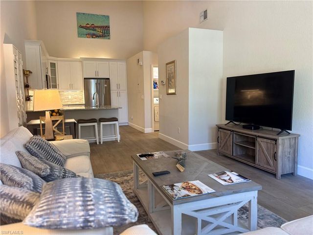 55 Emerald Woods DR # C8, Naples, FL 34108