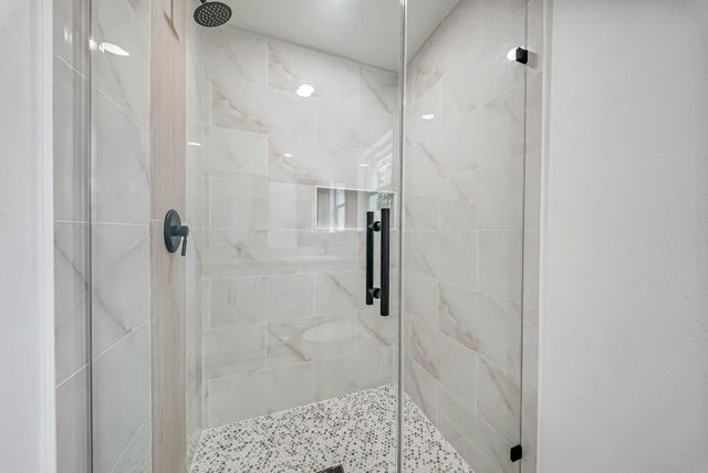 10511 Sagepine Lane, Houston, TX 77089