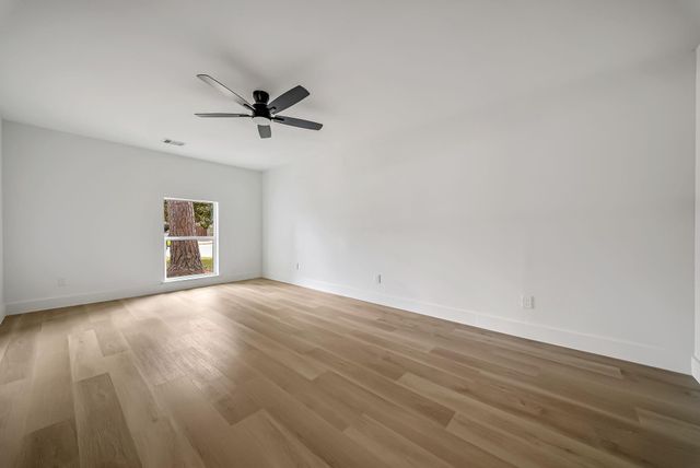 10511 Sagepine Lane, Houston, TX 77089