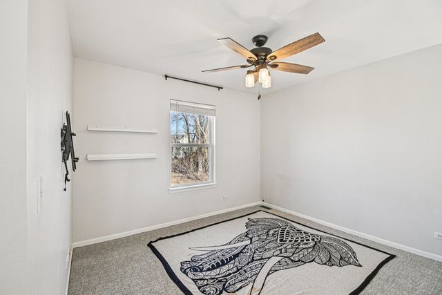 2834 Forestview Drive, Carpentersville, IL 60110