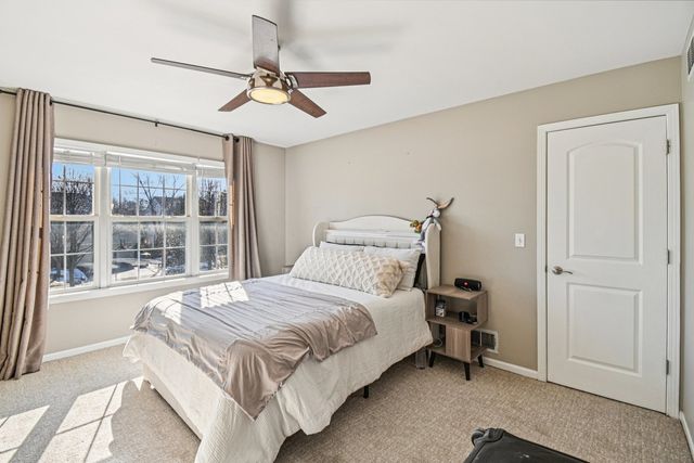 2834 Forestview Drive, Carpentersville, IL 60110