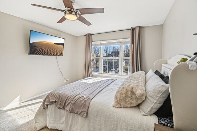 2834 Forestview Drive, Carpentersville, IL 60110