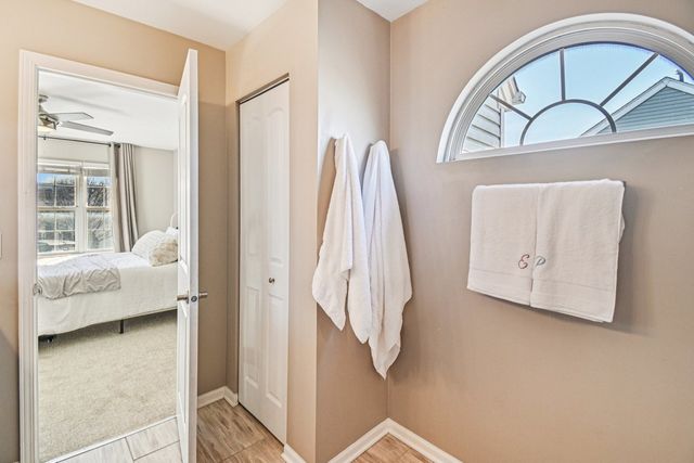 2834 Forestview Drive, Carpentersville, IL 60110