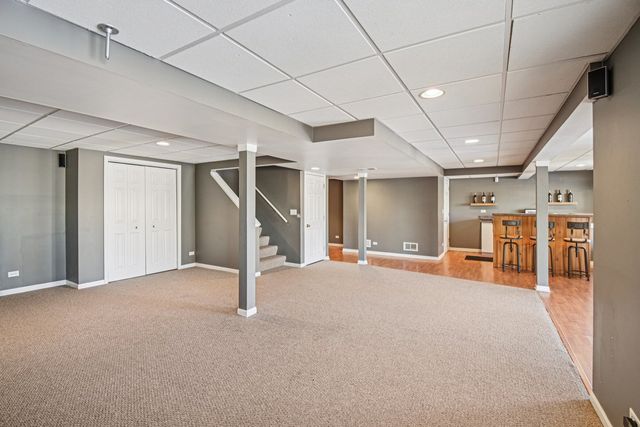 2834 Forestview Drive, Carpentersville, IL 60110