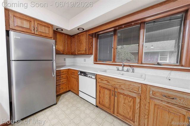 12080 Belleville Road, Van Buren Charter Township, MI 48111