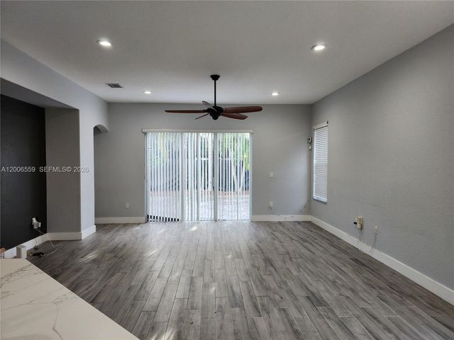 23902 SW 108th Ave, Homestead, FL 33032