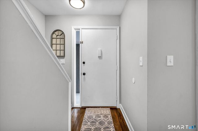 13 McKenna Drive, Middletown, CT 06457