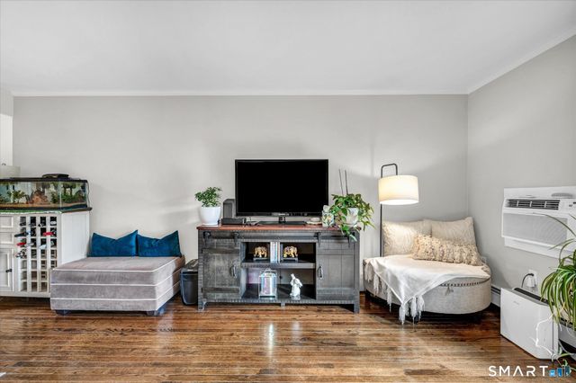 13 McKenna Drive, Middletown, CT 06457