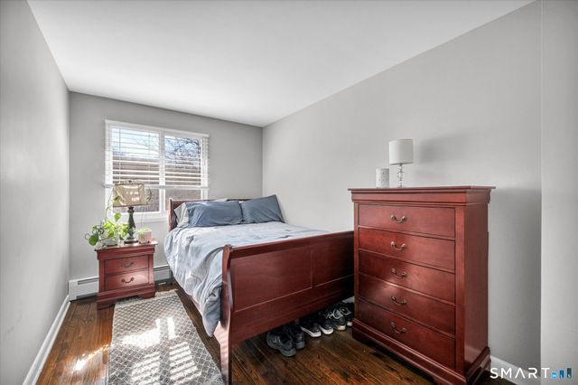 13 McKenna Drive, Middletown, CT 06457