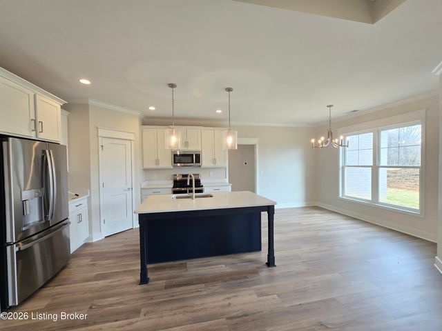 4417 Lochridge Pkwy, Jeffersontown, KY 40299