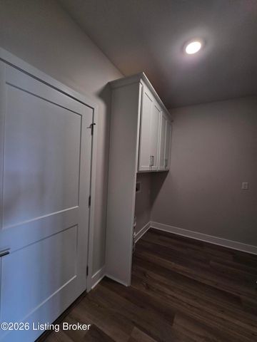 4417 Lochridge Pkwy, Jeffersontown, KY 40299