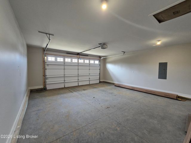 4417 Lochridge Pkwy, Jeffersontown, KY 40299