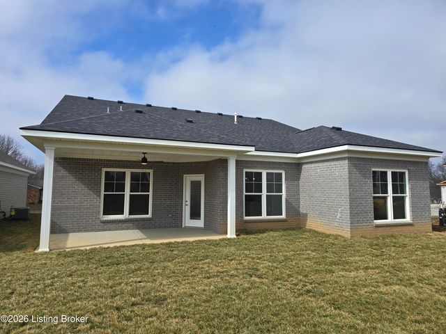 4417 Lochridge Pkwy, Jeffersontown, KY 40299