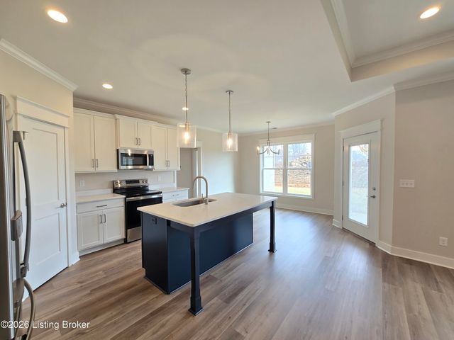 4417 Lochridge Pkwy, Jeffersontown, KY 40299