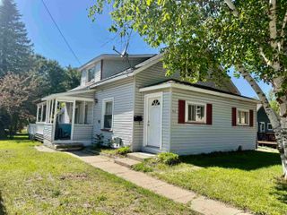 711 Francisco Avenue, Alma, MI 48801