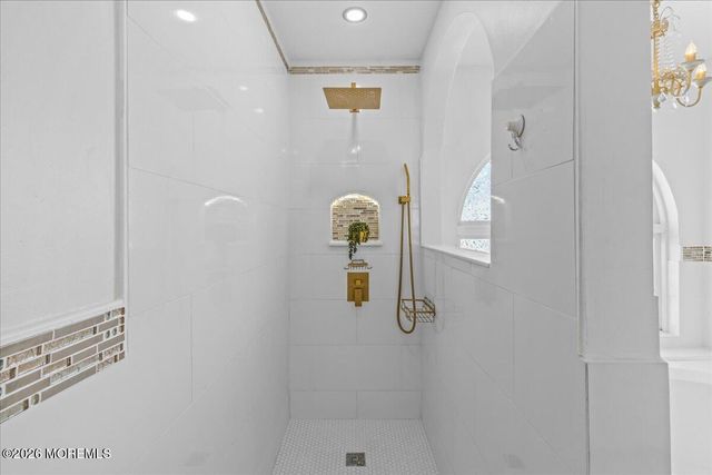 5 Harrow Court, Toms River, NJ 08757