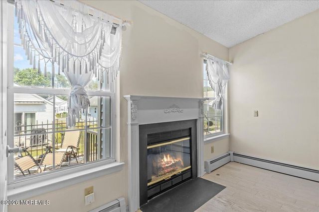 5 Harrow Court, Toms River, NJ 08757
