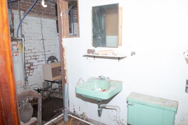 220 HARRISON Street, Council Bluffs, IA 51503