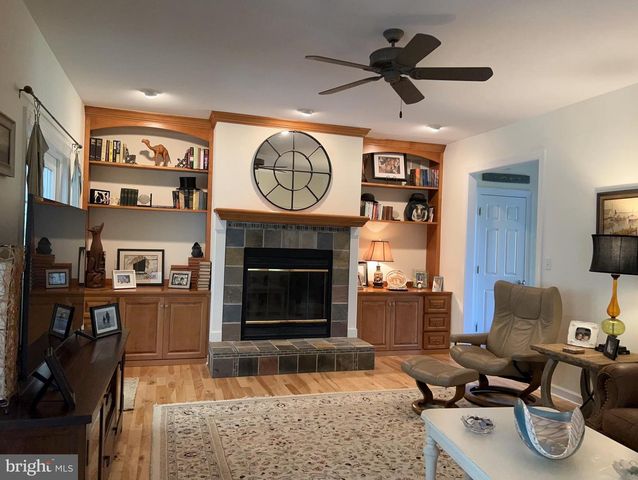 4 S LAKE TER, Rehoboth Beach, DE 19971