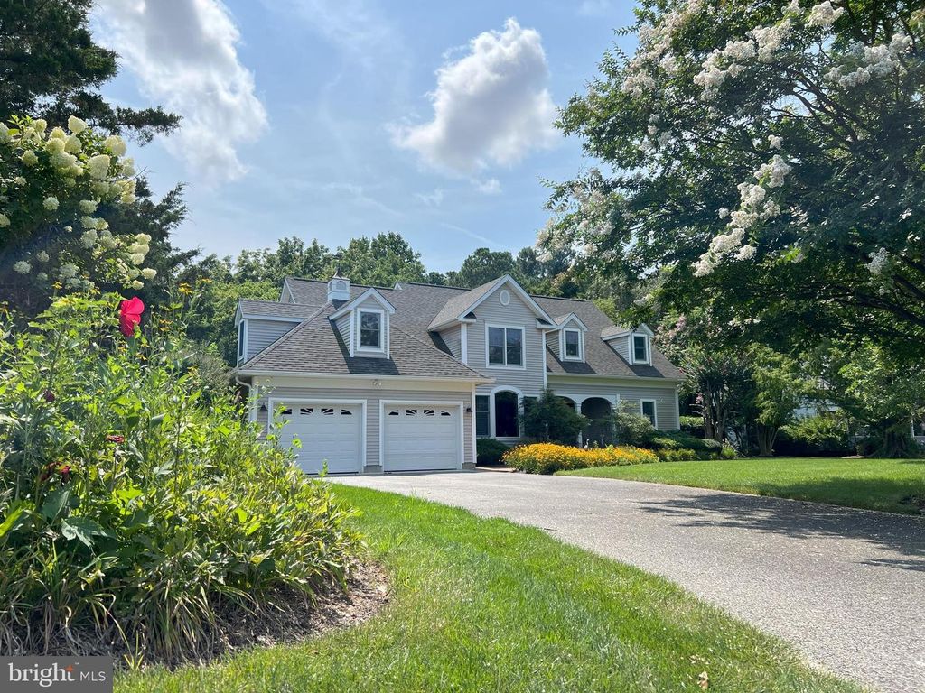 4 S LAKE TER, Rehoboth Beach, DE 19971