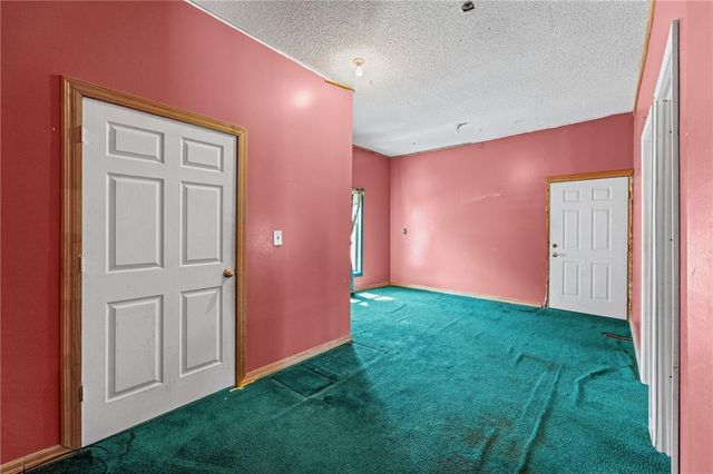 601 Shawnee Road, Kansas City, KS 66103