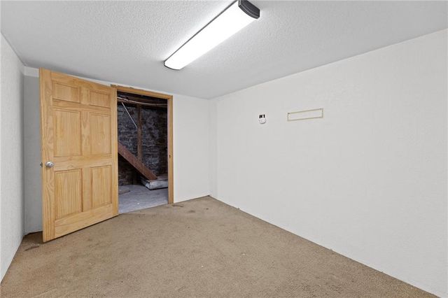 601 Shawnee Road, Kansas City, KS 66103