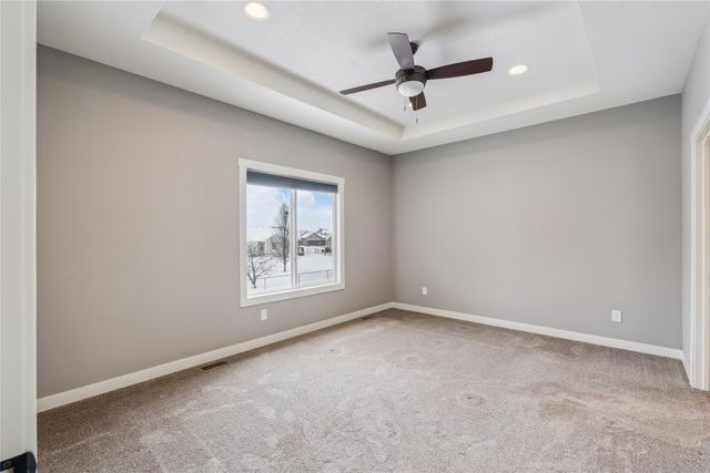 2405 3rd Avenue SE, Altoona, IA 50009