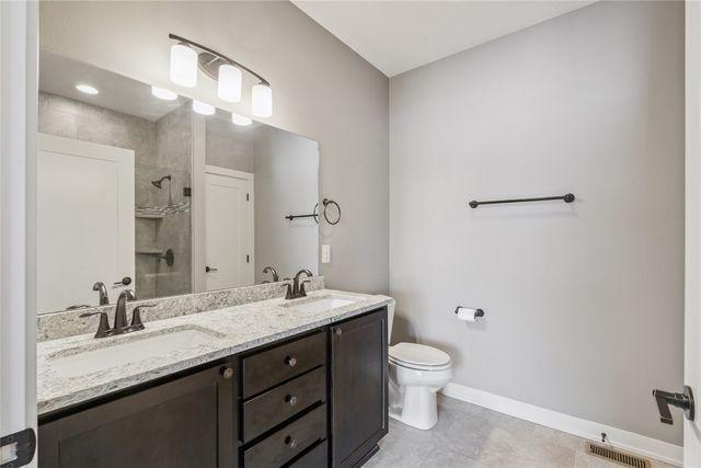 2405 3rd Avenue SE, Altoona, IA 50009