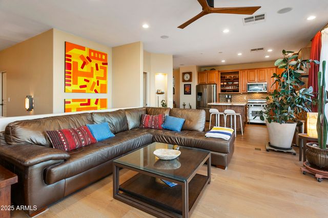 10005 N 1ST Drive, Phoenix, AZ 85021